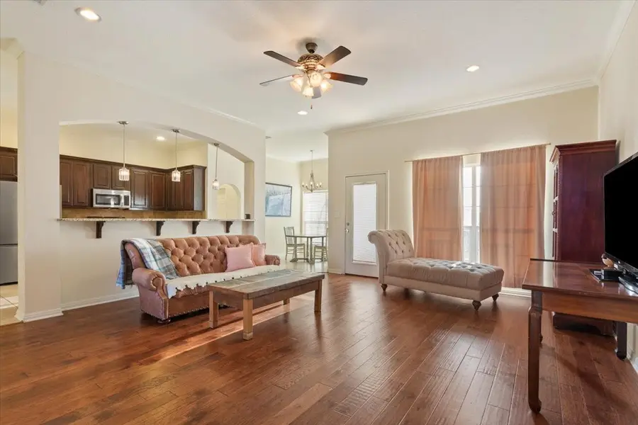 900 Queen Elizabeth Drive, Waco, TX 76657 - Image #2