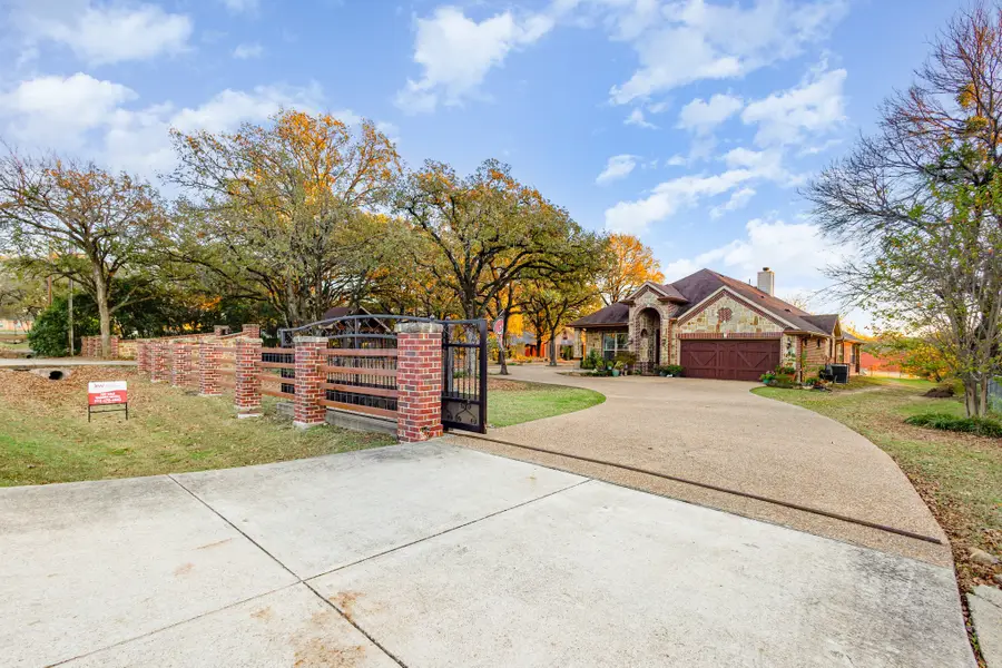 13036 Forest Glen Lane, Balch Springs, TX 75180 - Image #2