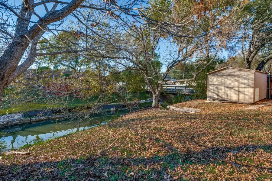 17415 Oakington Court, Dallas, TX 75252 - Image #2