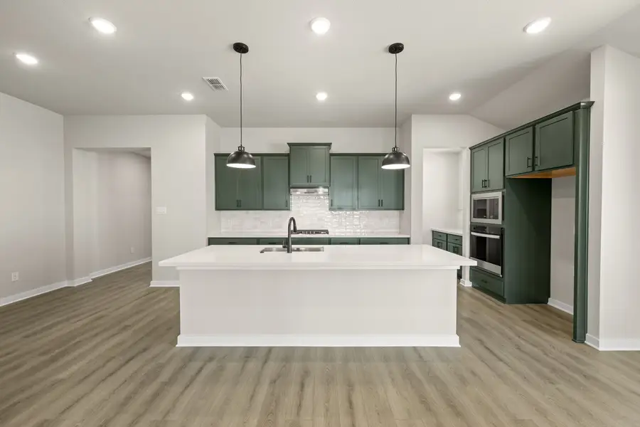 409 Rivers Edge Drive, Waxahachie, TX 75167 - Image #2