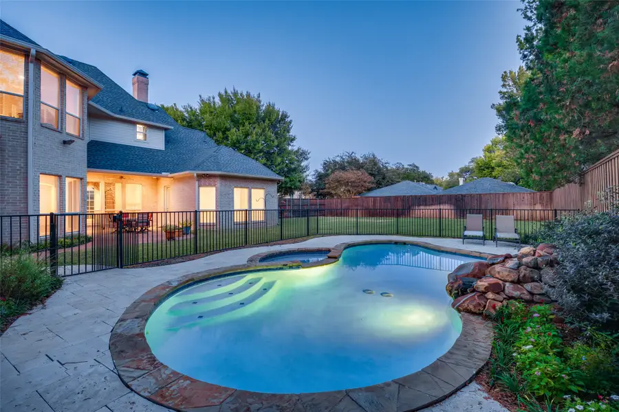 6242 Joyce Way, Dallas, TX 75225 - Image #3