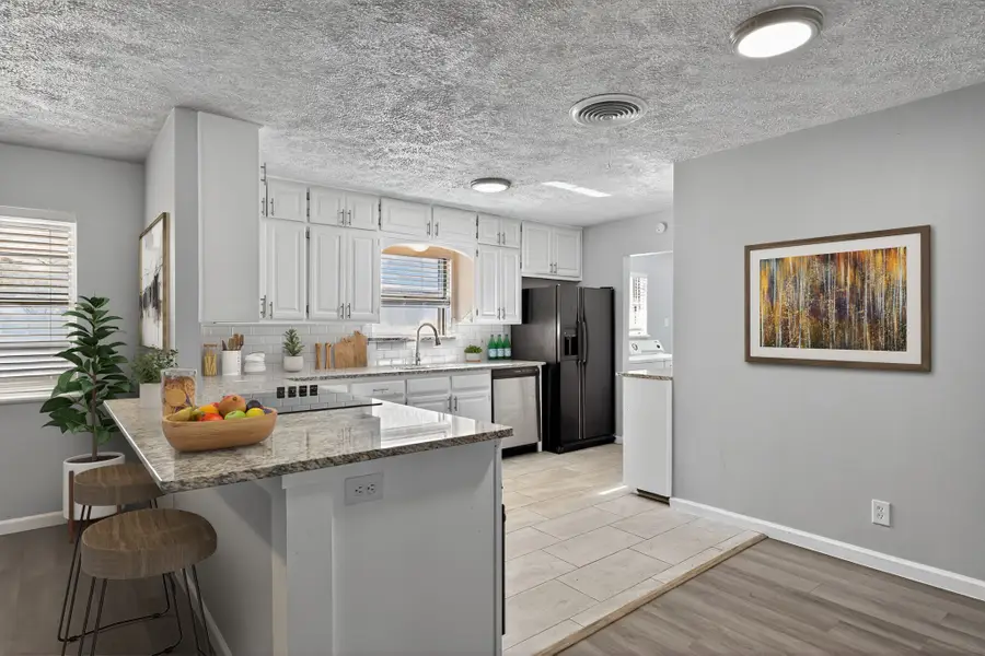 2120 Nottingham Boulevard, Fort Worth, TX 76112 - Image #2