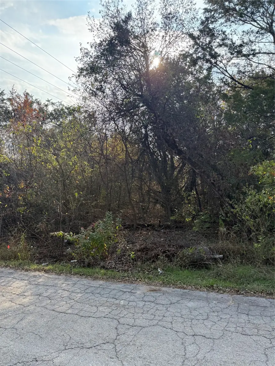 4948 Cimmaron Trail, Weatherford, TX 76087 - Image #2