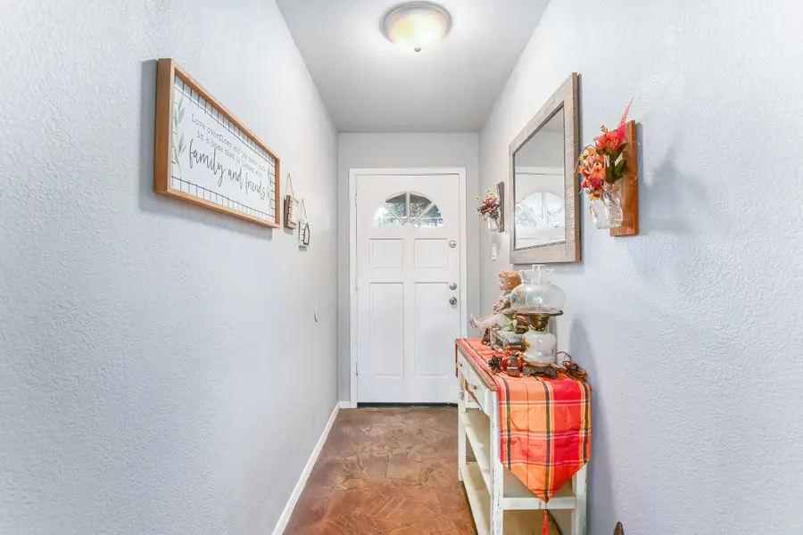 6608 Swanee Court, Watauga, TX 76148 - Image #3