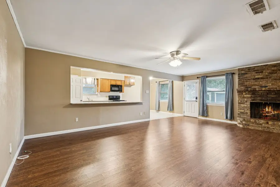 236 Evelyn Street, Desoto, TX 75115 - Image #3