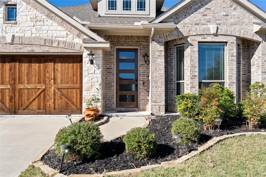 541 Marigold Drive, Midlothian, TX 76065 - Image #3