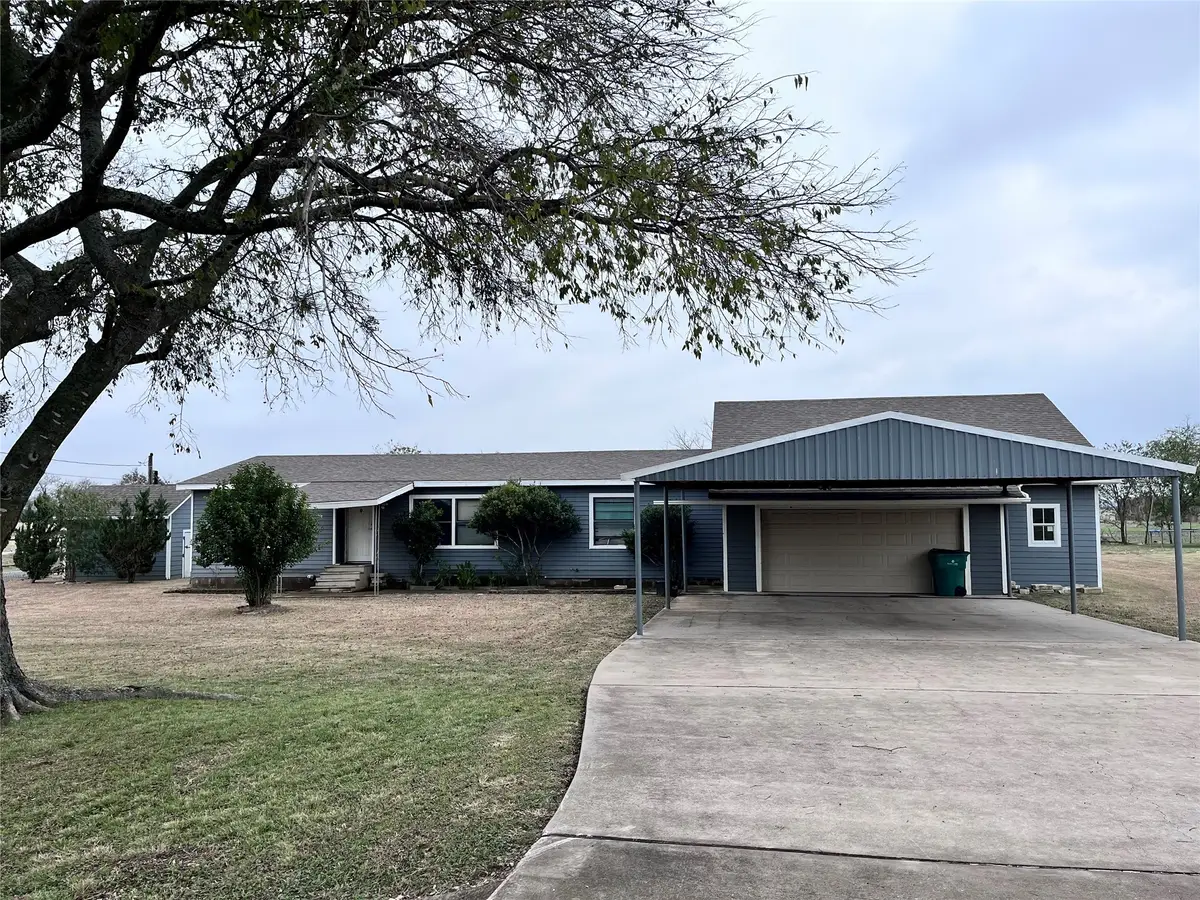 511 E 7th Street, McGregor, TX 76657 - Image #1