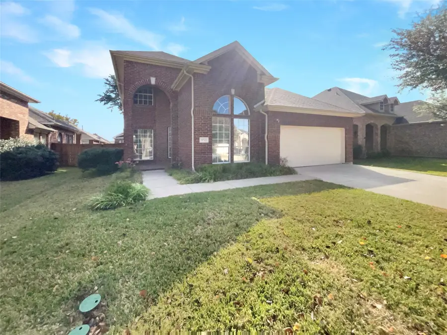 9722 Links Fairway Drive, Rowlett, TX 75089 - Image #3