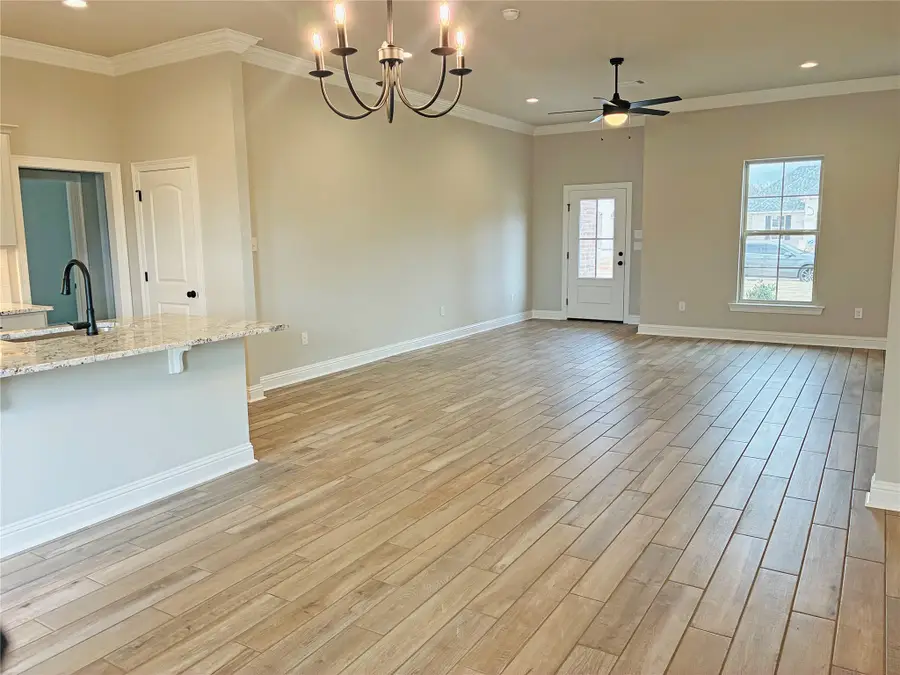 211 Paisley Lane, Bossier City, LA 71111 - #2