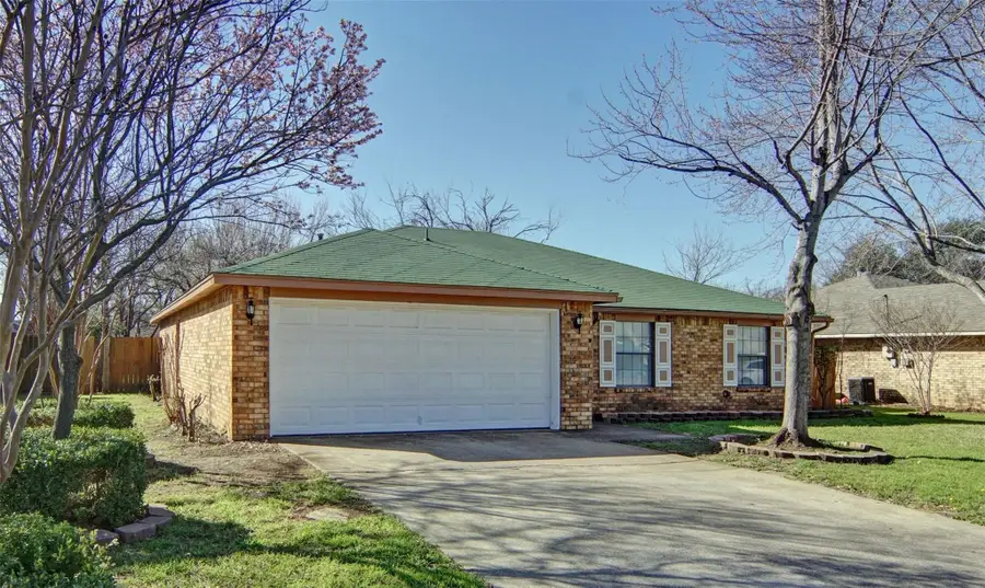 322 Tenery Lane, Duncanville, TX 75116 - Image #2