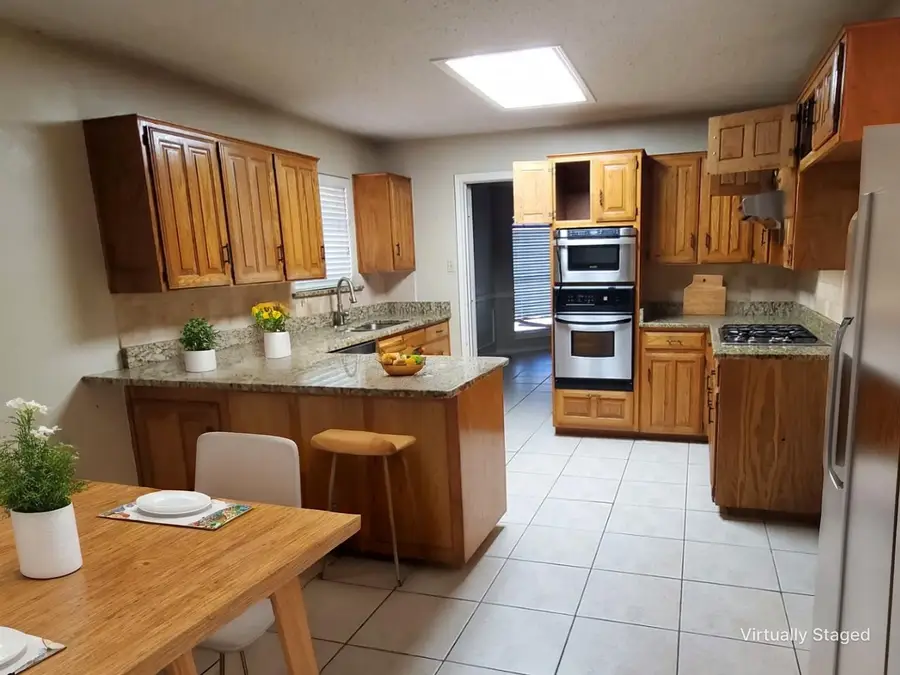 2293 Heatherdale Drive, Mesquite, TX 75150 - Image #3