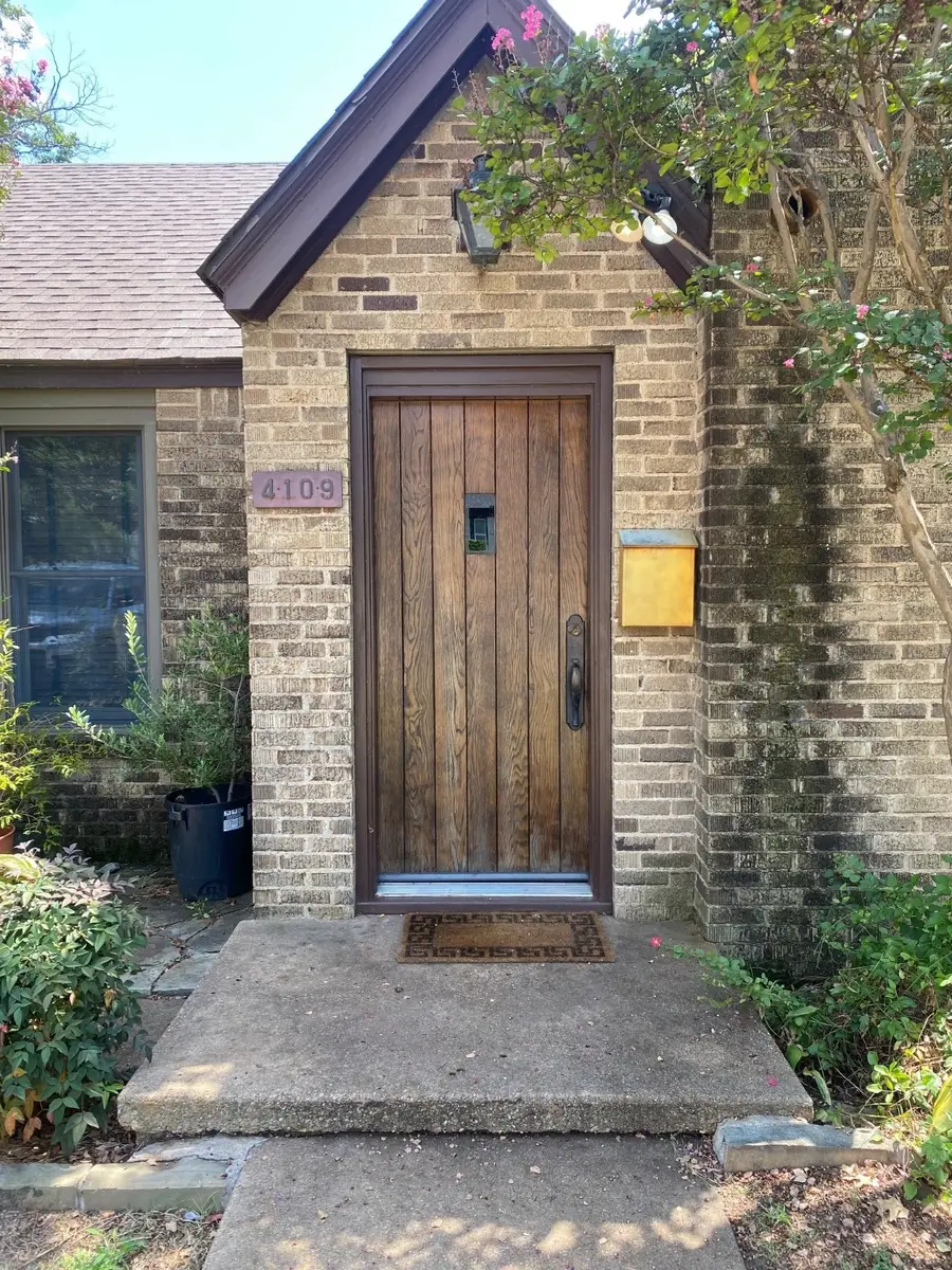4109 Pershing Avenue, Fort Worth, TX 76107 - Image #3