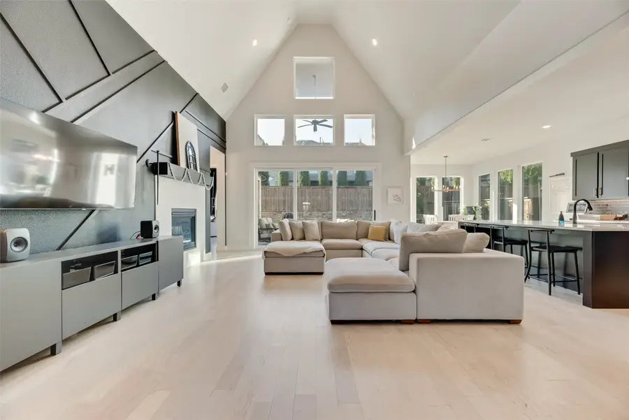 4113 Heatherton Drive, Celina, TX 75009 - Image #2