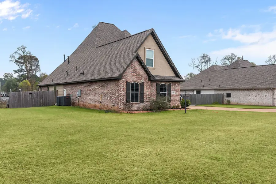 1154 Green Wood Circle, Haughton, LA 71037 - Image #3
