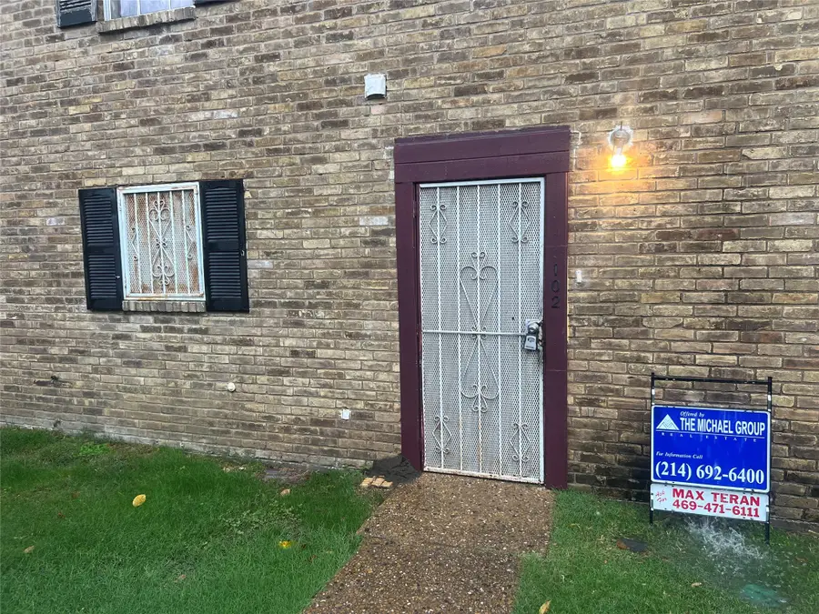 3240 Lombardy Lane #102, Dallas, TX 75220 - Image #2
