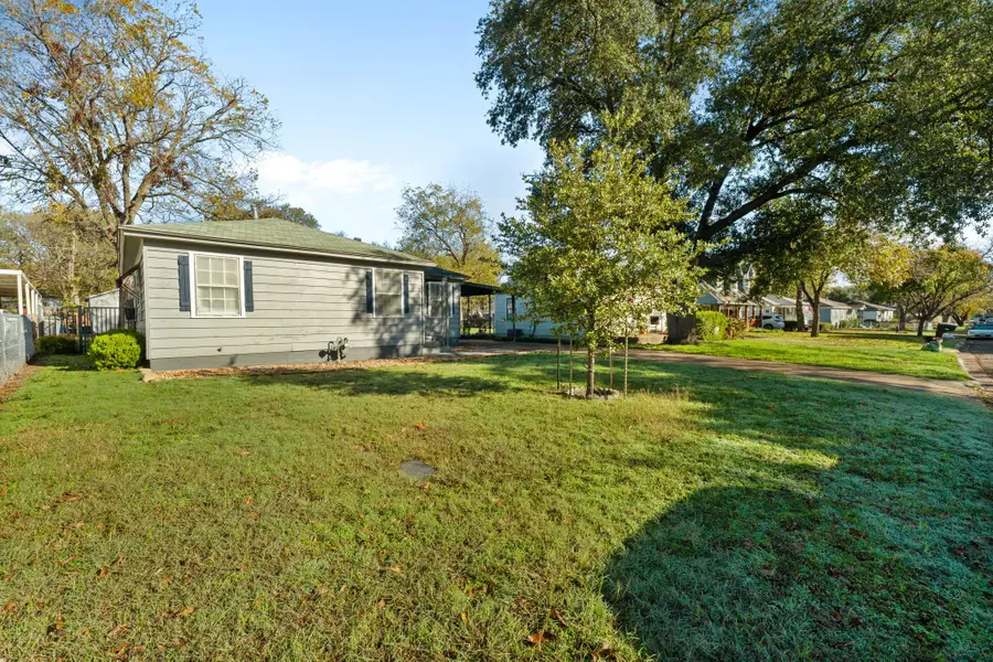 4820 Almena Road, River Oaks, TX 76114 - Image #3