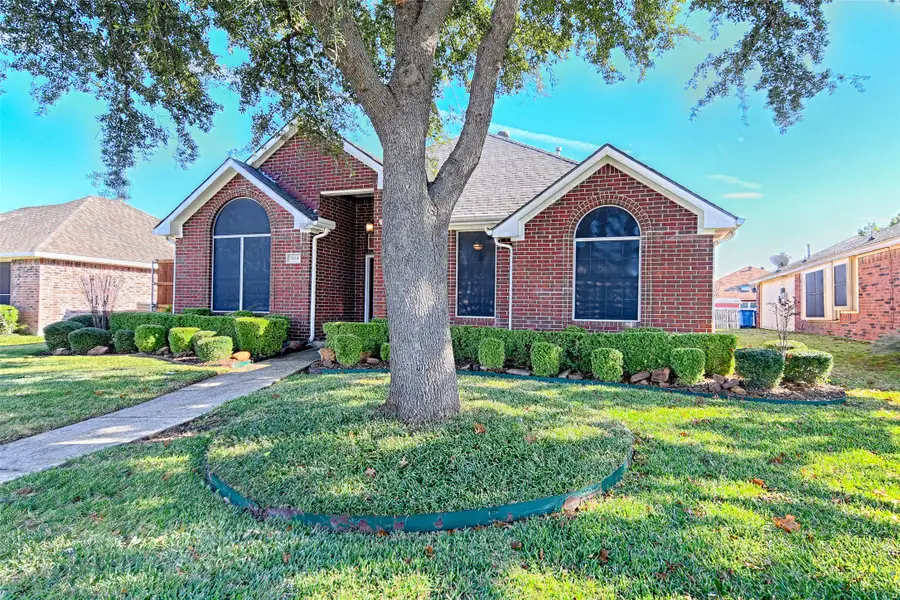 2614 Dandelion Lane, Rowlett, TX 75089 - Image #2