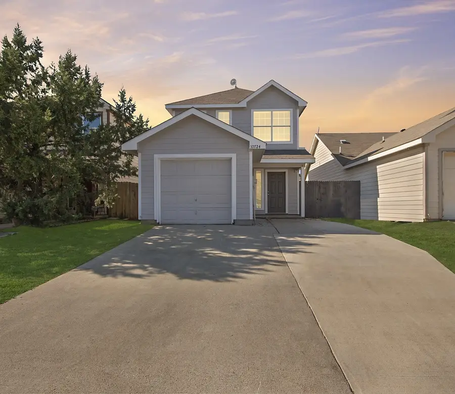 10724 Wild Oak Drive, Fort Worth, TX 76140 - Image #3