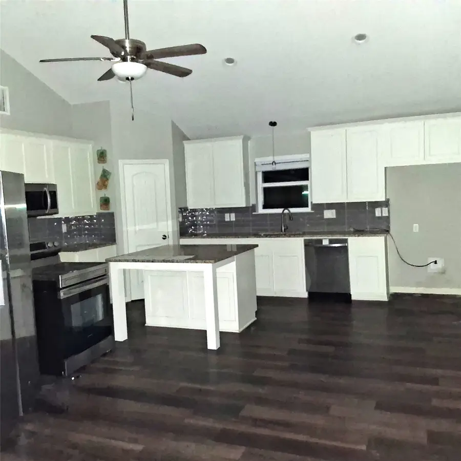 207 E Mccoulskey Street, Terrell, TX 75160 - Image #2