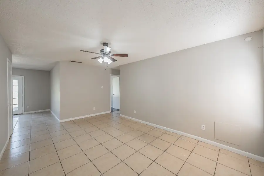 3029 Montclair Place, Denton, TX 76209 - Image #2