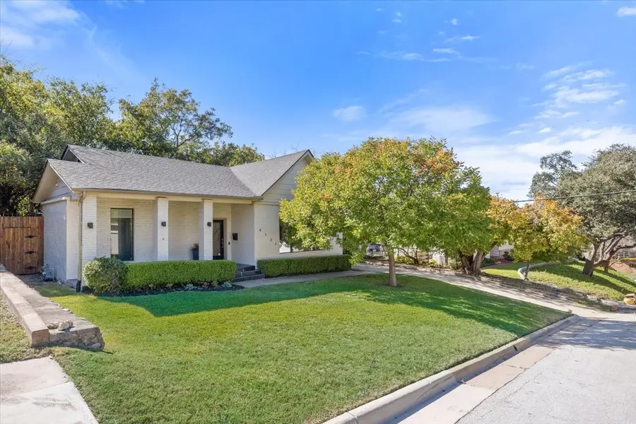 6121 Sharon Road, Fort Worth, TX 76116 - Image #2