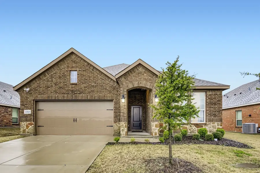 4347 Paxton Drive, Forney, TX 75126 - Image #2