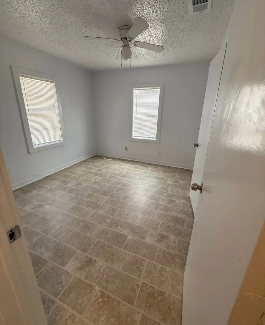 5405 Cox Street, Fort Worth, TX 76105 - Image #3