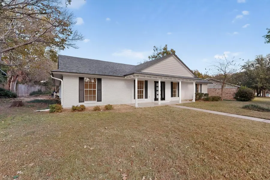 2203 Foxcroft Circle, Denton, TX 76209 - Image #3