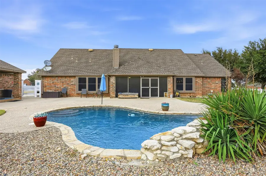 2108 Meadow Springs Drive, Haslet, TX 76052 - Image #2