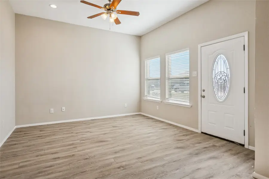 522-524 Wood Drive, Gunter, TX 75058 - Image #2