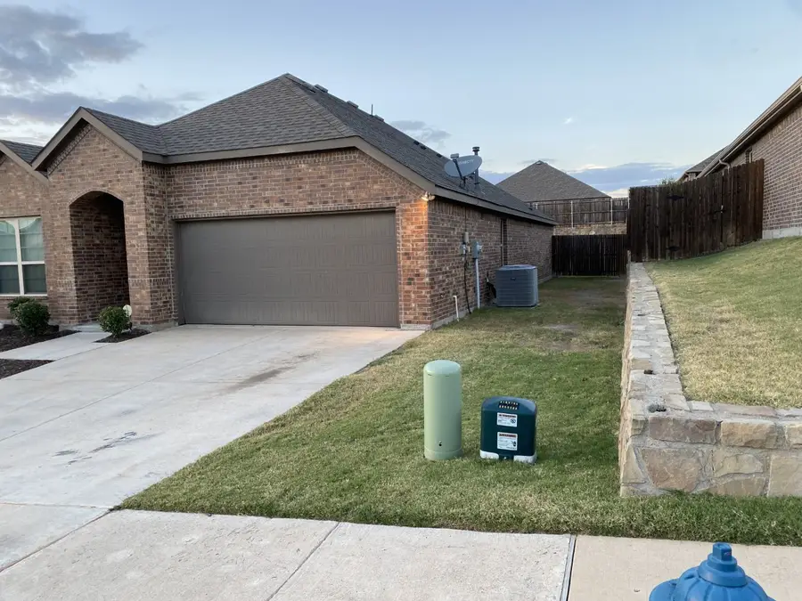 573 La Grange Drive, Fate, TX 75087 - Image #2