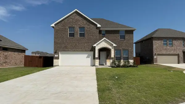 105 Seabiscuit Court, Granbury, TX 76049