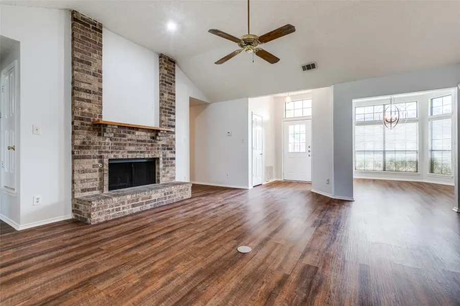 705 Yosemite Trail, Mesquite, TX 75149 - Image #3