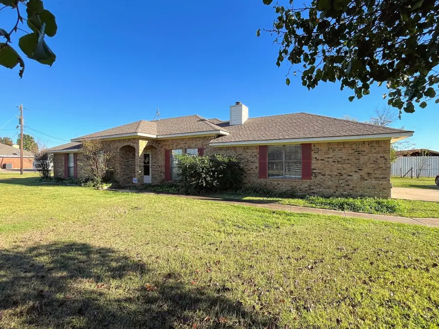 610 Farrar Road, Waxahachie, TX 75165 - Image #2