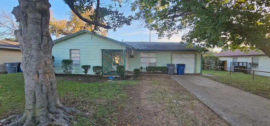 8442 Campanella Drive, Dallas, TX 75243 - Image #2