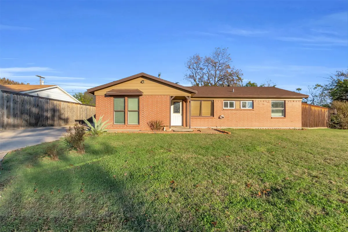 2606 William Brewster Drive, Irving, TX 75062 - Image #1