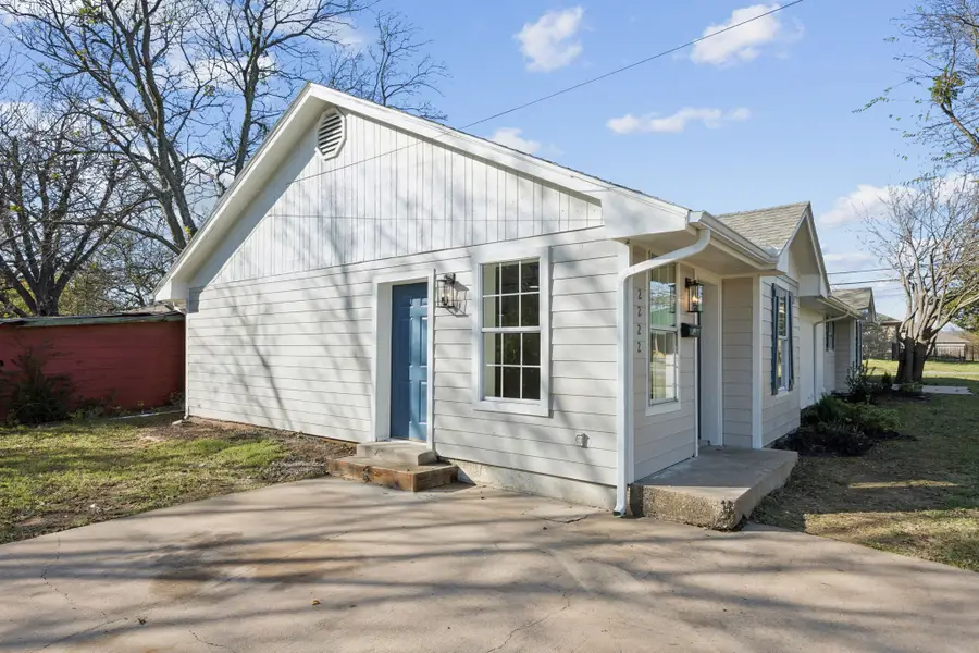 2222 N Hickory Street, Sherman, TX 75092 - Image #3