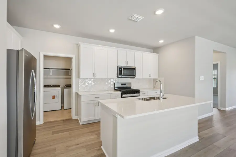 709 Leavenworth Drive, Princeton, TX 75071 - Image #3