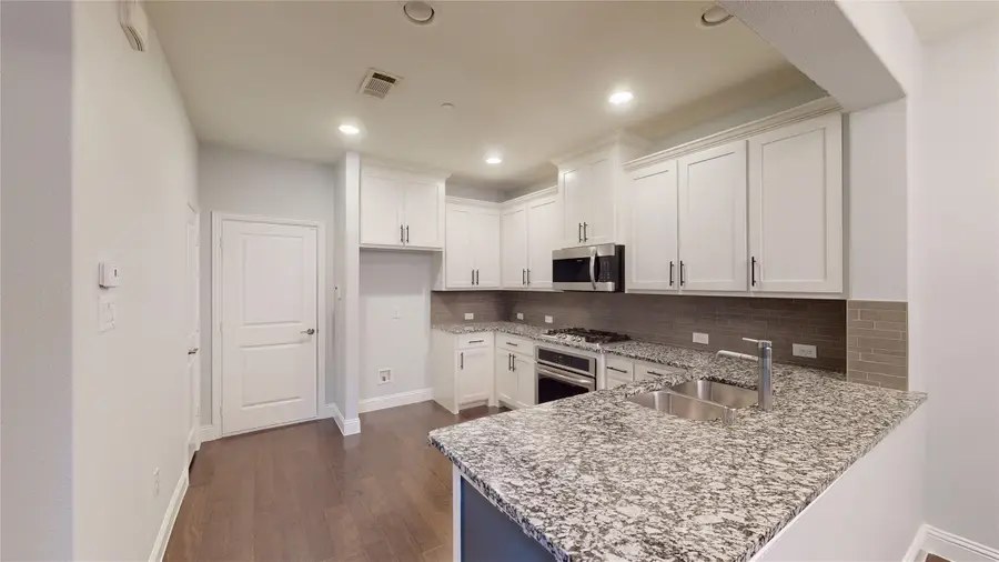 5204 Mcpherson Lane, McKinney, TX 75070 - Image #3