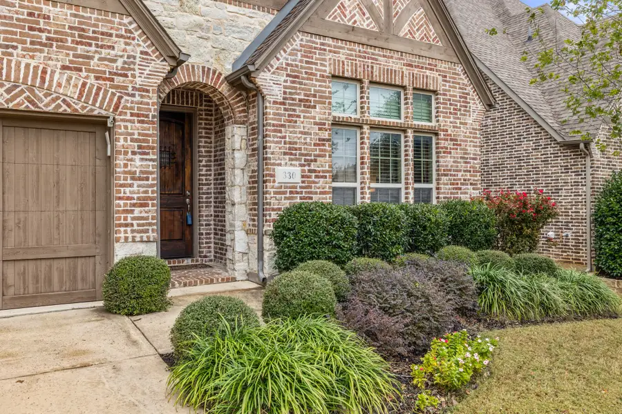 330 Harmony Hill Road, Grapevine, TX 76051 - Image #2