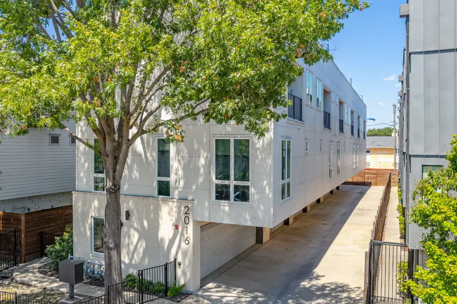 2016 N Fitzhugh Avenue #105, Dallas, TX 75204 - Image #2