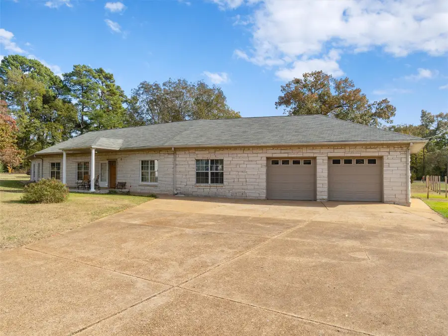 1103 Webb Street, Daingerfield, TX 75638 - Image #3