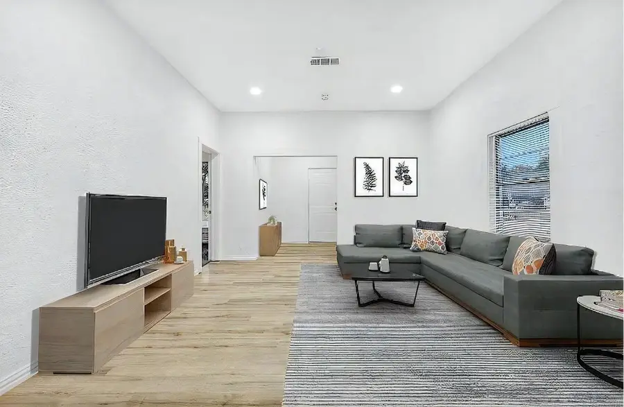 809 Mlk Boulevard, Corsicana, TX 75110 - Image #3