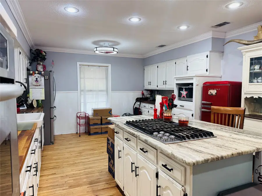 431 County Road 2715, Mount Pleasant, TX 75455 - #2