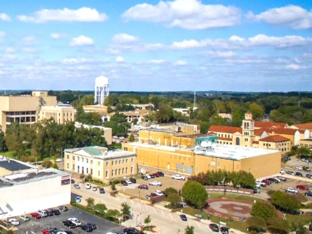 1121 Maple Street, Longview, TX 75602 - Image #1