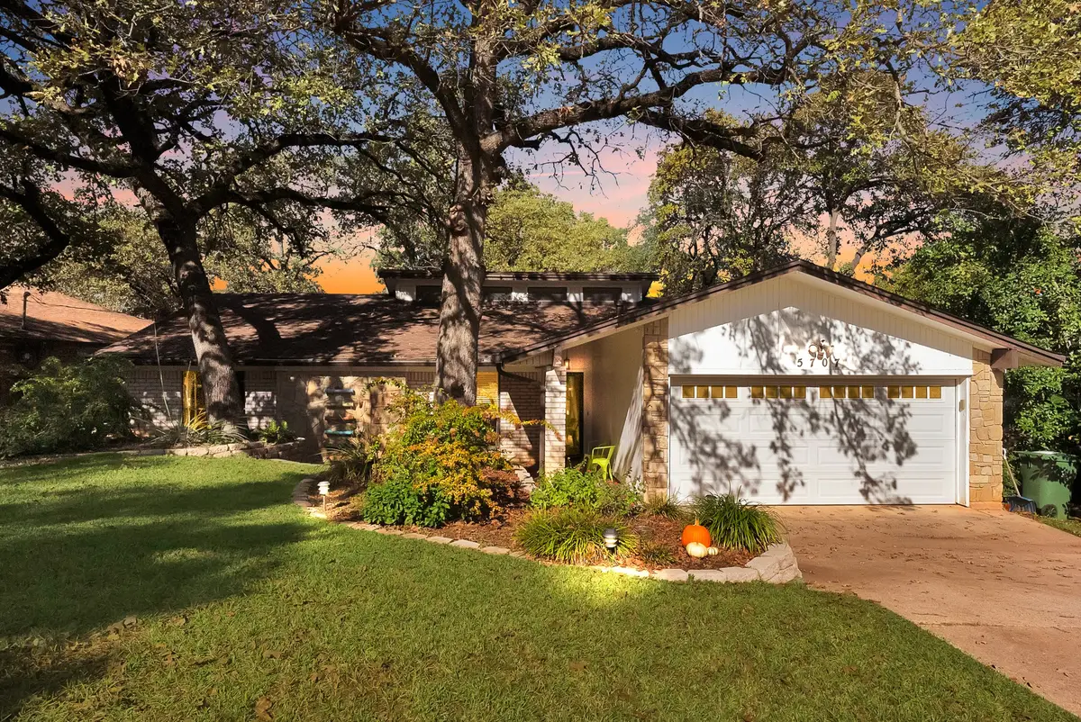 5707 Overridge Drive, Arlington, TX 76017 - Image #1