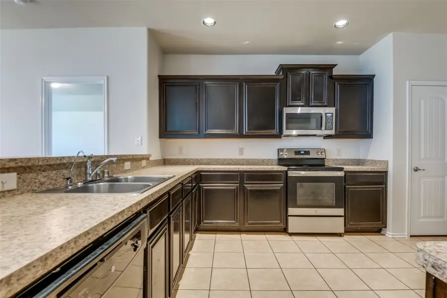 2020 Sterling Gate Drive, Heartland, TX 75126 - Image #3