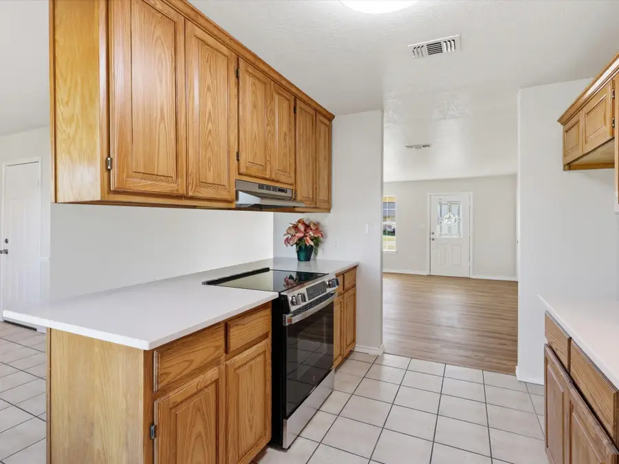 405 Ashwood Street, Azle, TX 76020 - Image #3