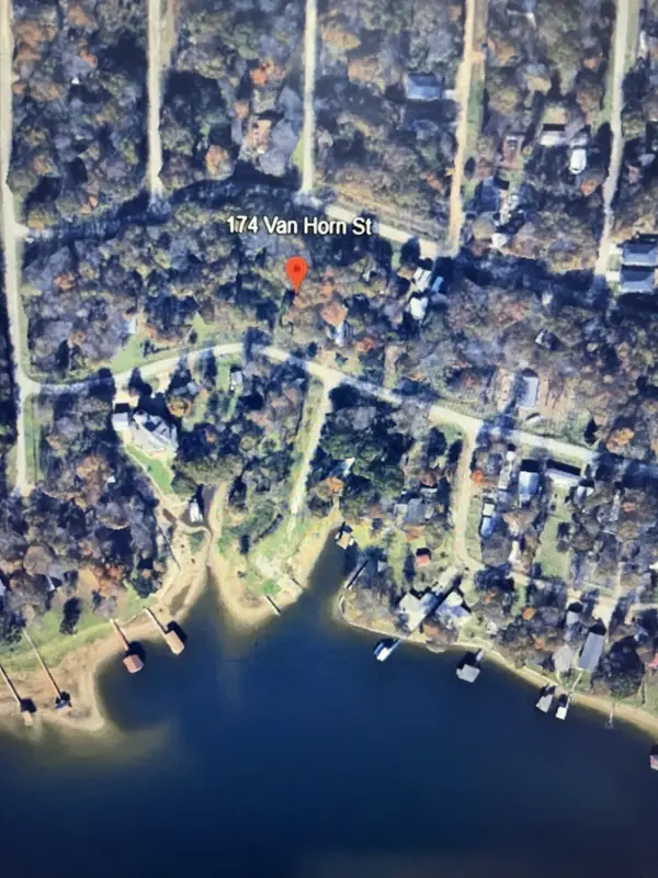 174 Van Horn Drive, Mabank, TX 75156