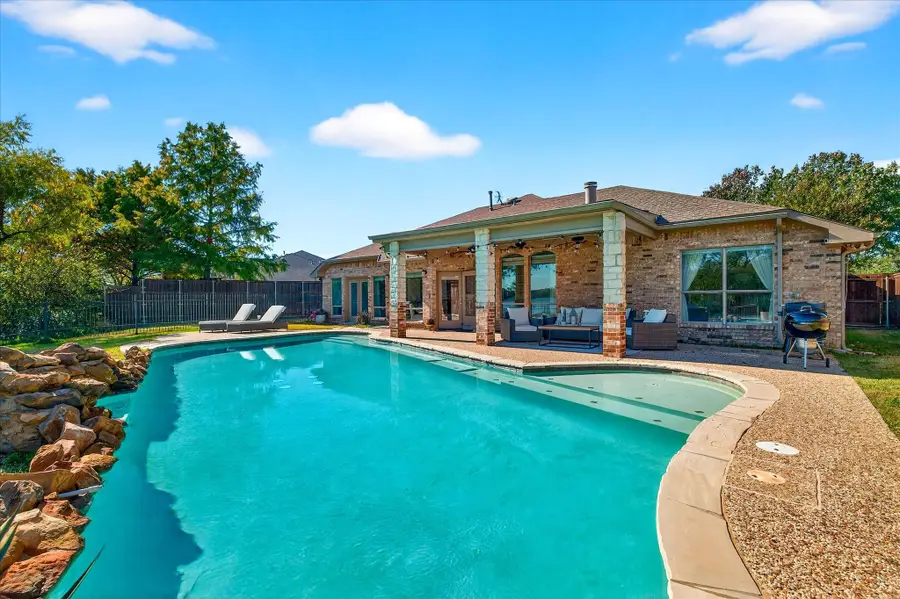 324 Hardwicke Lane, Little Elm, TX 75068 - Image #2